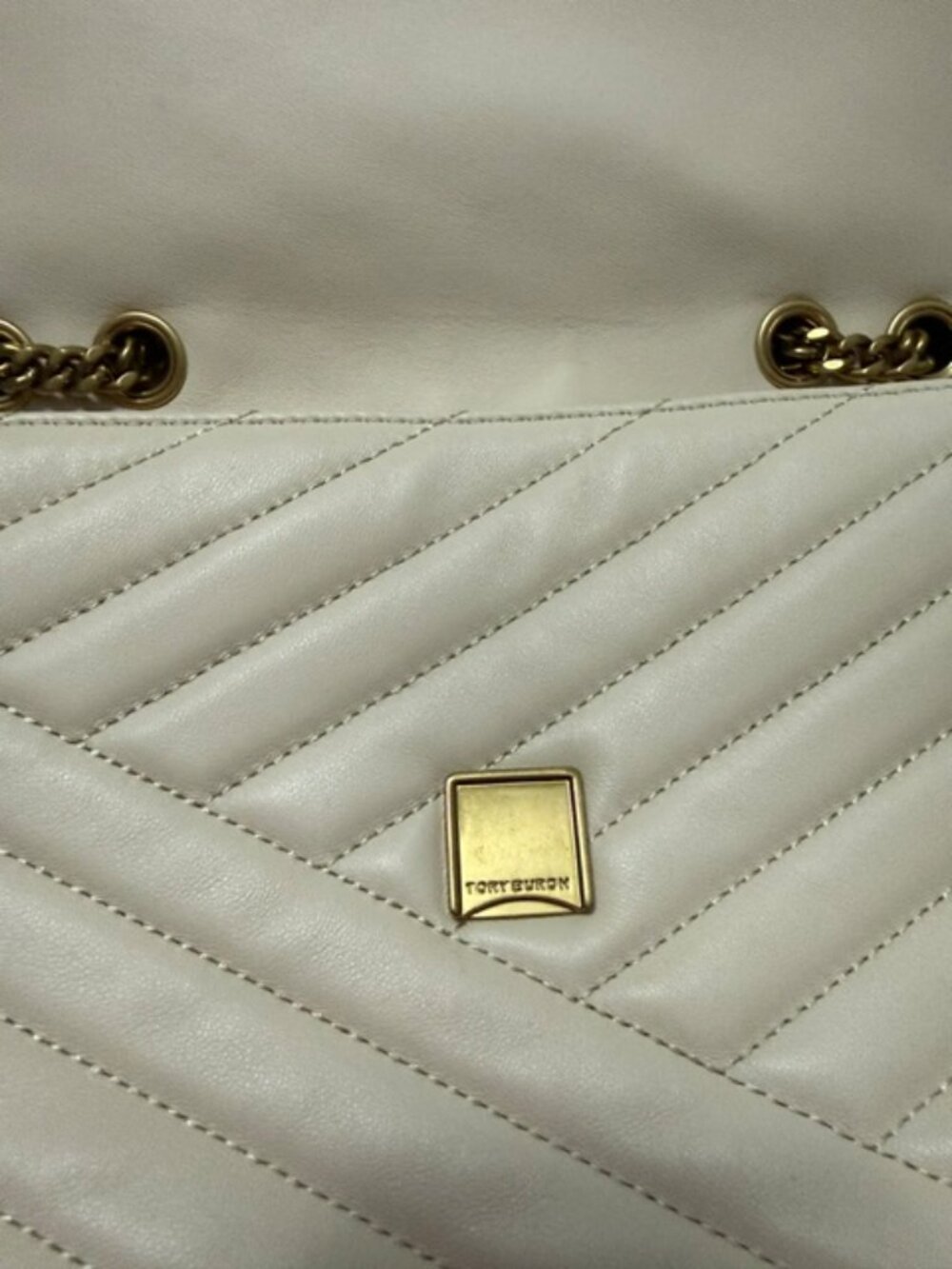 Tory Burch Kira chevron creme bag - Picture 3 of 4